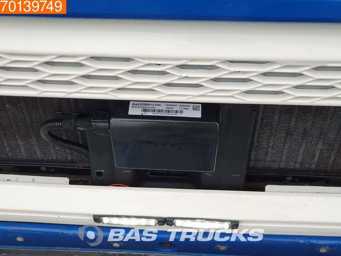 Volvo FH 460 4X2 VEB+ ACC 2x Tank Navi - Photo 27