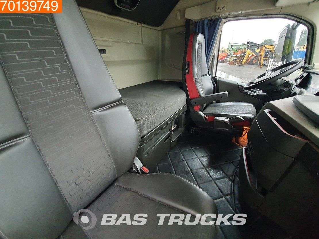 Volvo FH 460 4X2 VEB+ ACC 2x Tank Navi - Photo 31