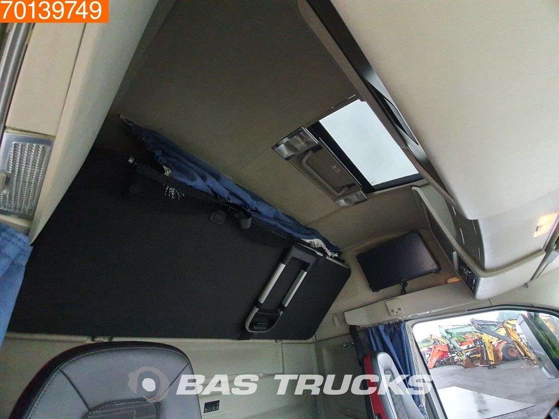 Volvo FH 460 4X2 VEB+ ACC 2x Tank Navi - Photo 32