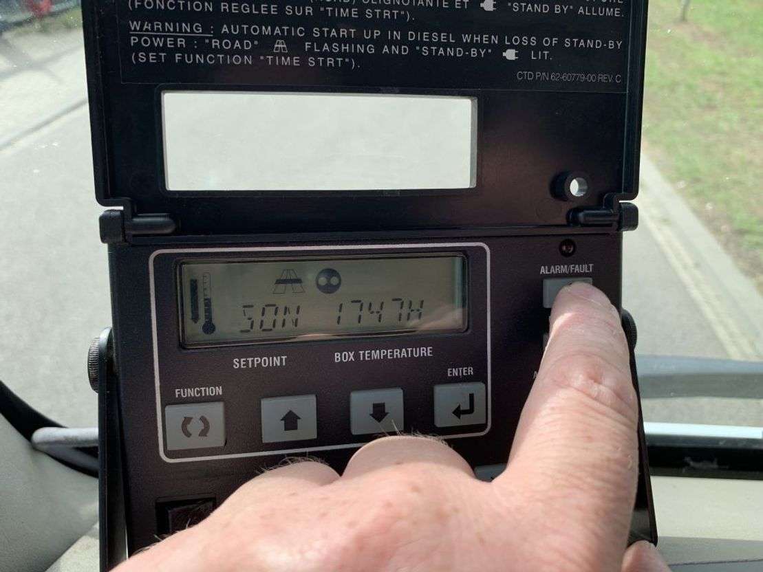 Renault PREMIUM 270 dci euro 5 year 2013 - Photo 11