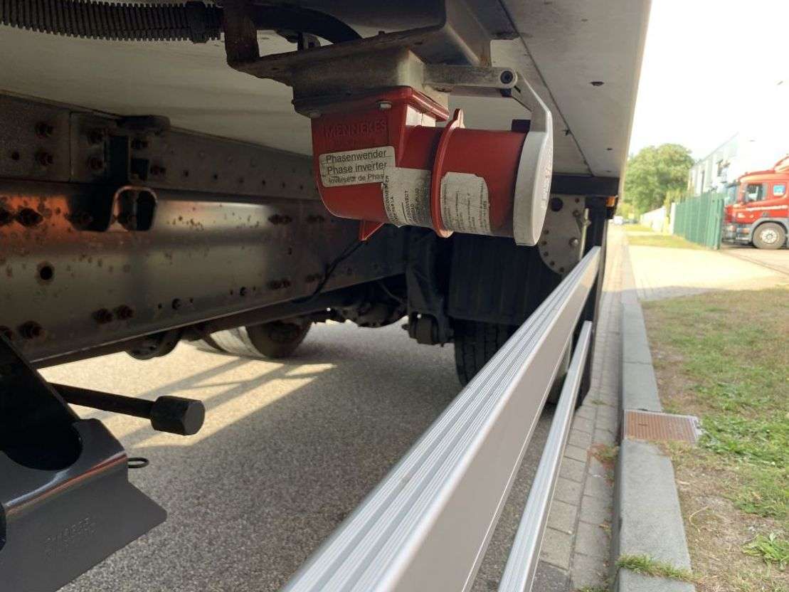 Renault PREMIUM 270 dci euro 5 year 2013 - Photo 37