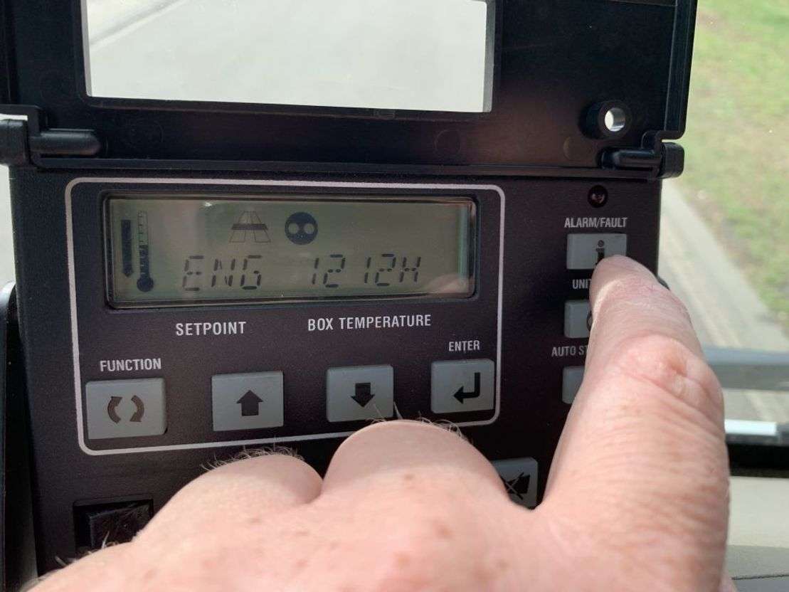 Renault PREMIUM 270 dci euro 5 year 2013 - Photo 8